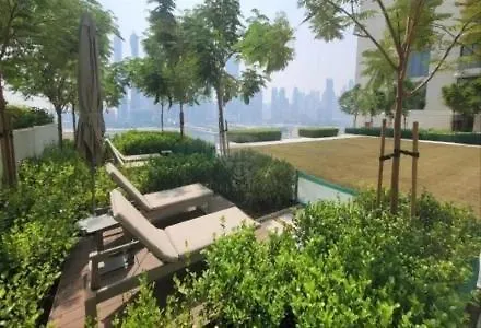 Apartment Seaside Splendor: Luxe Retreat At Emaar Beachfront Dubai United Arab Emirates